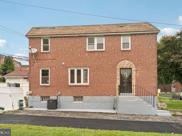 340 Greenwood Road, Sharon Hill PA 19079