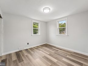 340 Greenwood Road, Sharon Hill PA 19079