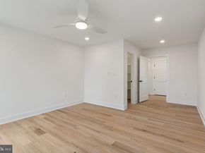 505 Adelman Circle SW, Vienna VA 22180