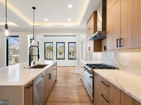 505 Adelman Circle SW, Vienna VA 22180