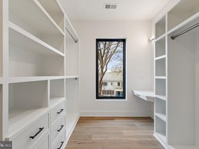 505 Adelman Circle SW, Vienna VA 22180