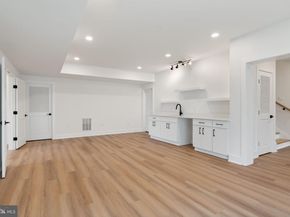 505 Adelman Circle SW, Vienna VA 22180