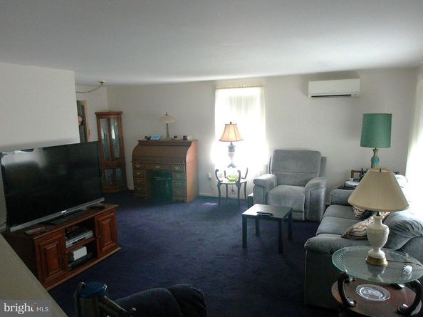 1709 Church Road, Oreland PA 19075