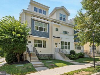 220 Wood Street