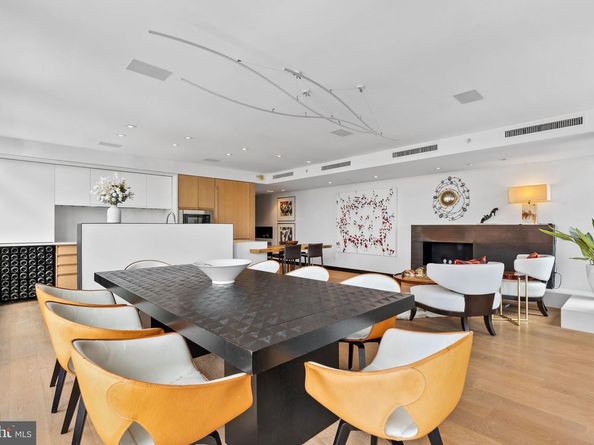 912 F Street NW 905, Washington DC 20004