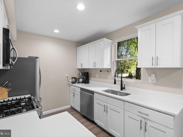 1015 48TH Street NE, Washington DC 20019