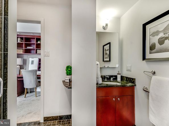 1820 Rittenhouse Square 1601, Philadelphia PA 19103