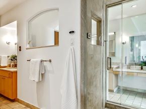 1820 Rittenhouse Square 1601, Philadelphia PA 19103