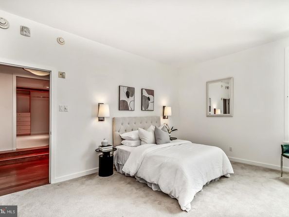 1820 Rittenhouse Square 1601, Philadelphia PA 19103