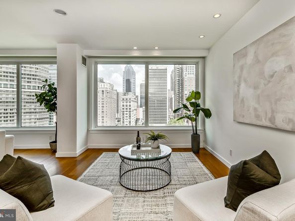 1820 Rittenhouse Square 1601, Philadelphia PA 19103