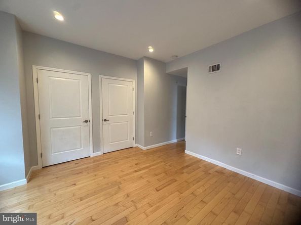 657 N 12TH Street, Philadelphia PA 19123