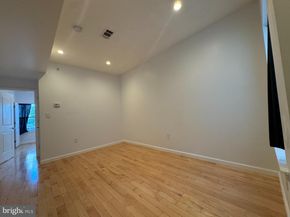 657 N 12TH Street, Philadelphia PA 19123