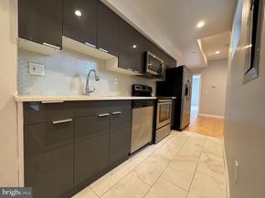 657 N 12TH Street, Philadelphia PA 19123