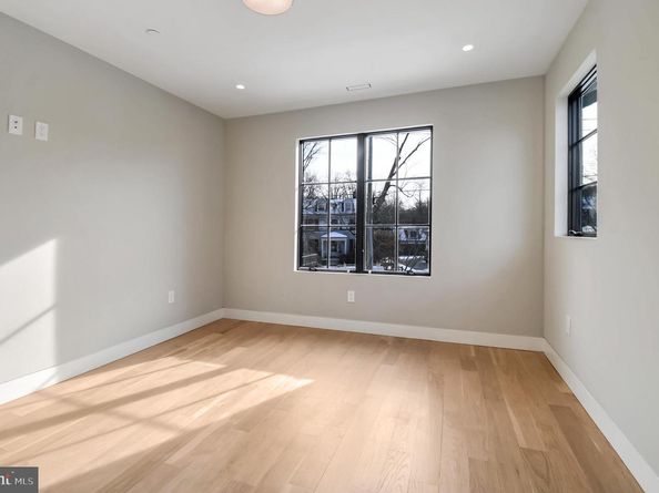 3417 Cummings Lane, Chevy Chase MD 20815