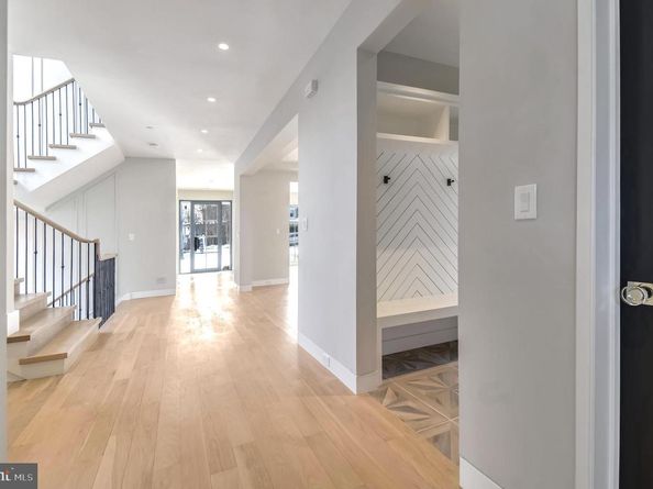 3417 Cummings Lane, Chevy Chase MD 20815