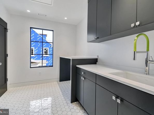 3417 Cummings Lane, Chevy Chase MD 20815