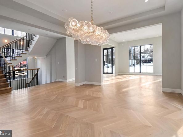 3417 Cummings Lane, Chevy Chase MD 20815