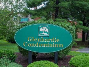 262 Drummers Lane 262, Wayne PA 19087