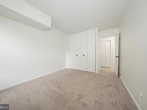 262 Drummers Lane 262, Wayne PA 19087