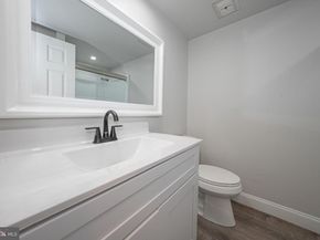 262 Drummers Lane 262, Wayne PA 19087