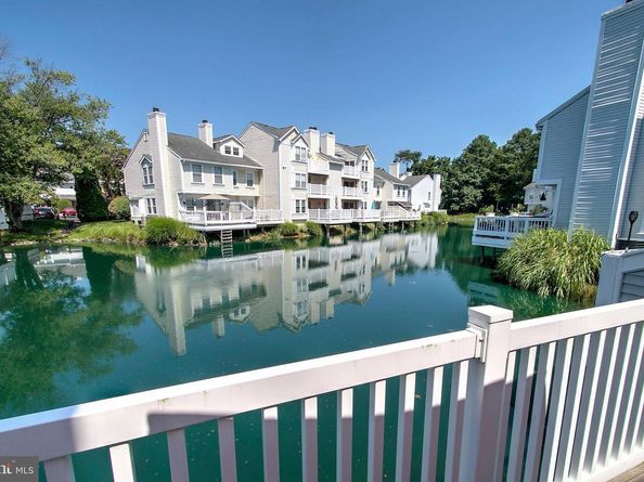 3345 Lakeside View Drive 77, Falls Church VA 22041