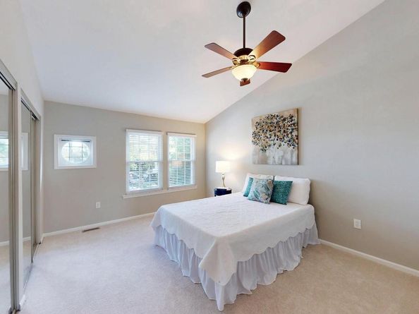 3345 Lakeside View Drive 77, Falls Church VA 22041