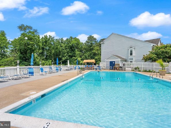 3345 Lakeside View Drive 77, Falls Church VA 22041