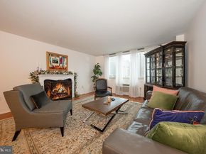 1919 Chestnut Street 710, Philadelphia PA 19103
