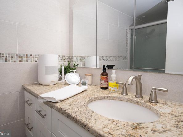 1919 Chestnut Street 710, Philadelphia PA 19103