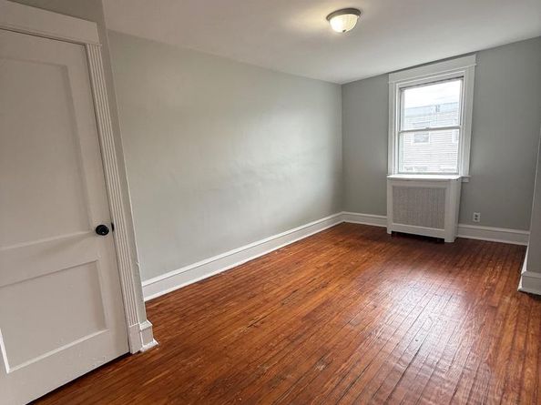 6948 Clinton Road, Upper Darby PA 19082