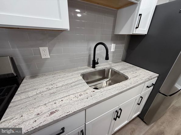 6948 Clinton Road, Upper Darby PA 19082