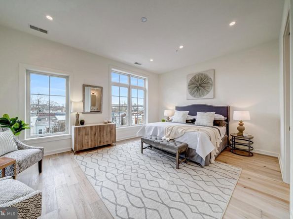 442.5 R Street NW B, Washington DC 20001