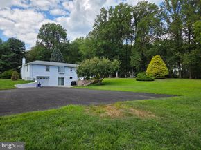 215 Gravel Hill Road, Huntingdon Valley PA 19006