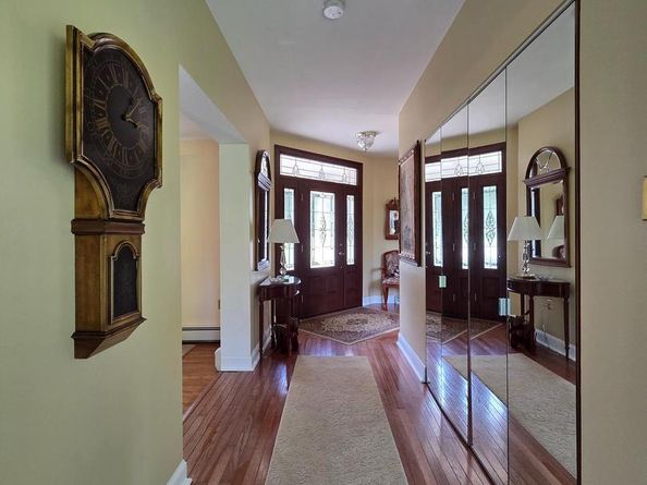 215 Gravel Hill Road, Huntingdon Valley PA 19006