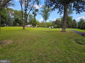 215 Gravel Hill Road, Huntingdon Valley PA 19006