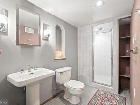 8420 Chippewa Road, Philadelphia PA 19128