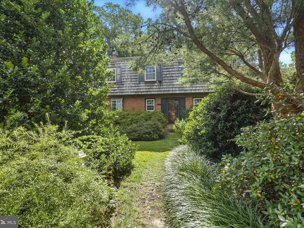 8420 Chippewa Road, Philadelphia PA 19128