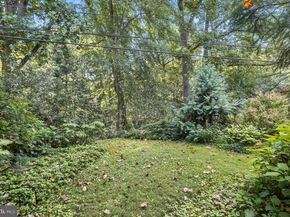 8420 Chippewa Road, Philadelphia PA 19128