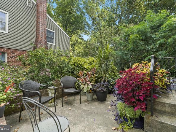8420 Chippewa Road, Philadelphia PA 19128