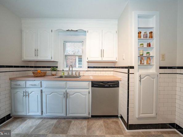 911 Darby Road, Havertown PA 19083