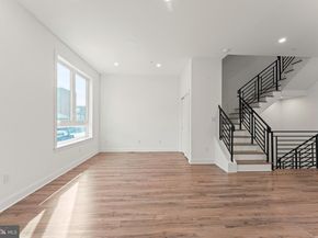 257 E Sharpnack Street, Philadelphia PA 19119