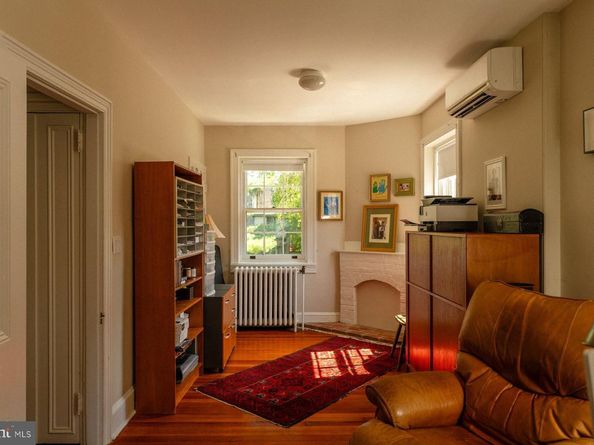 400 E. Evergreen Avenue, Philadelphia PA 19118