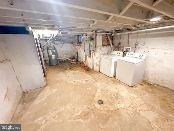 2446 N 33rd Street, Philadelphia PA 19132