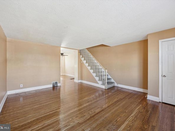 5387 Charles Street, Philadelphia PA 19124