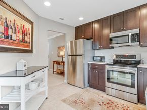 7596 Lakeside Village Drive, Falls Church VA 22042
