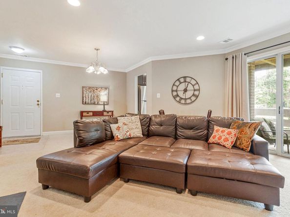 7596 Lakeside Village Drive, Falls Church VA 22042