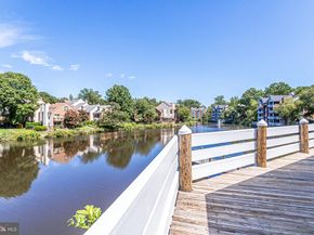 7596 Lakeside Village Drive, Falls Church VA 22042