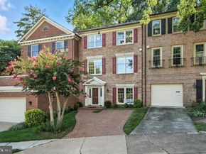 2319 S Queen Street, Arlington VA 22202