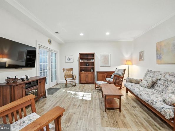 2319 S Queen Street, Arlington VA 22202