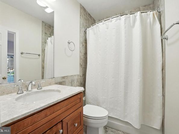 2319 S Queen Street, Arlington VA 22202
